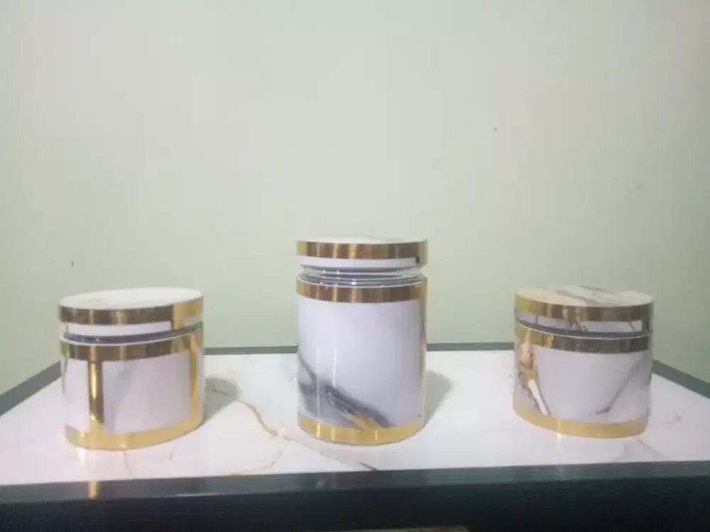 Toples kedap udara 1set isi 3