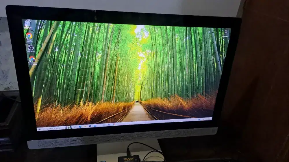 PC  AIO i7 HP pavilion Putih