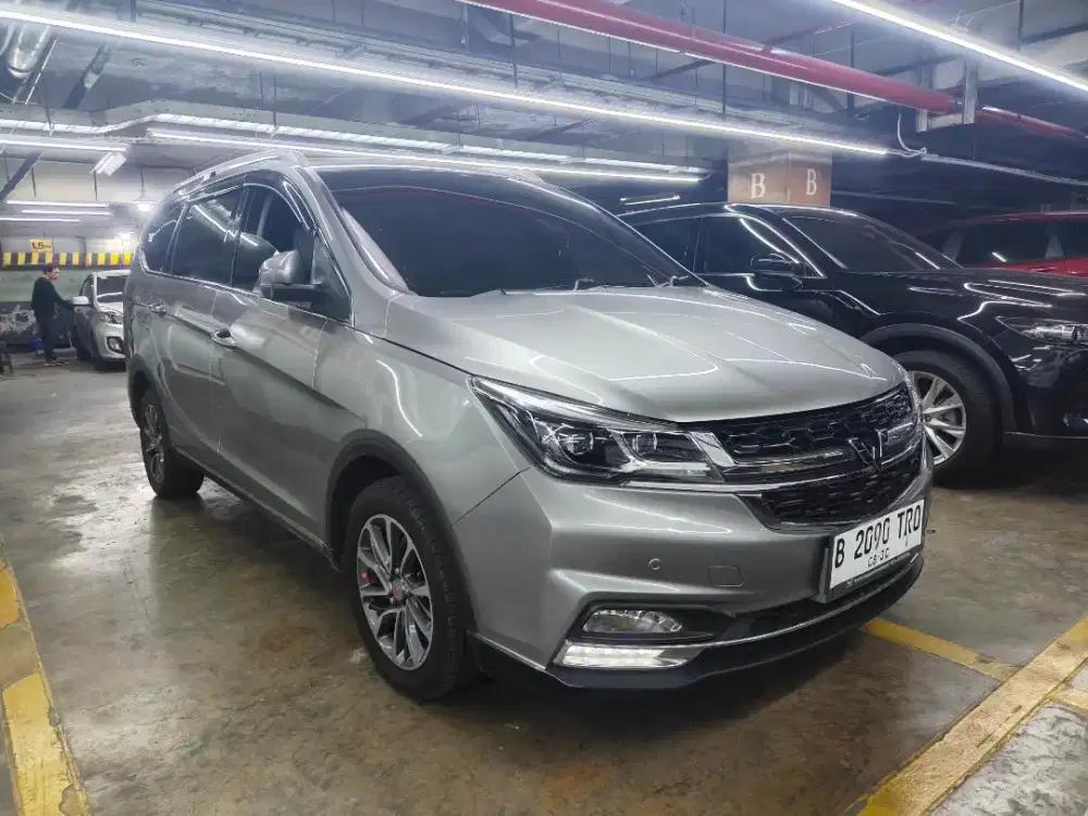 KM LOW WULING CORTEZ 2021 LT LUX PLUS CAPTEN SEAT 1.5cc