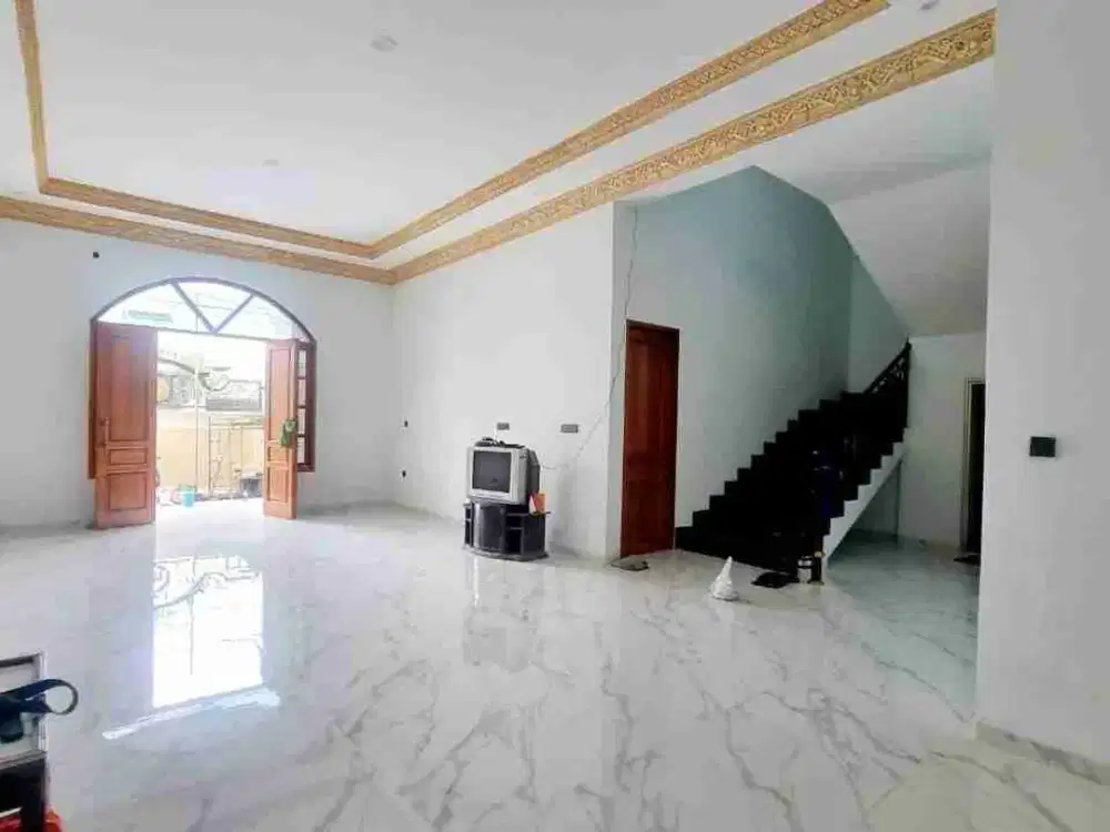 Jual Rumah 2 Lantai Siap Huni Manyar Rejo Surabaya Timur Dekat Ubaya,Montessori School