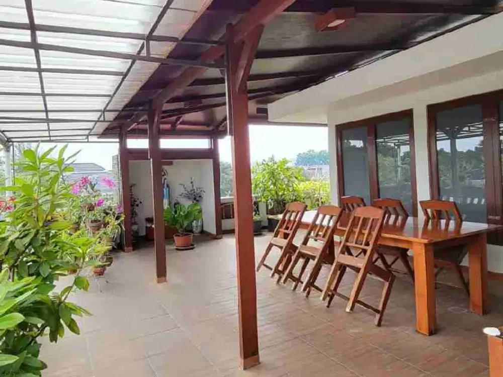 Rumah Luas Posisi Hook area Discovery Bintaro Jaya