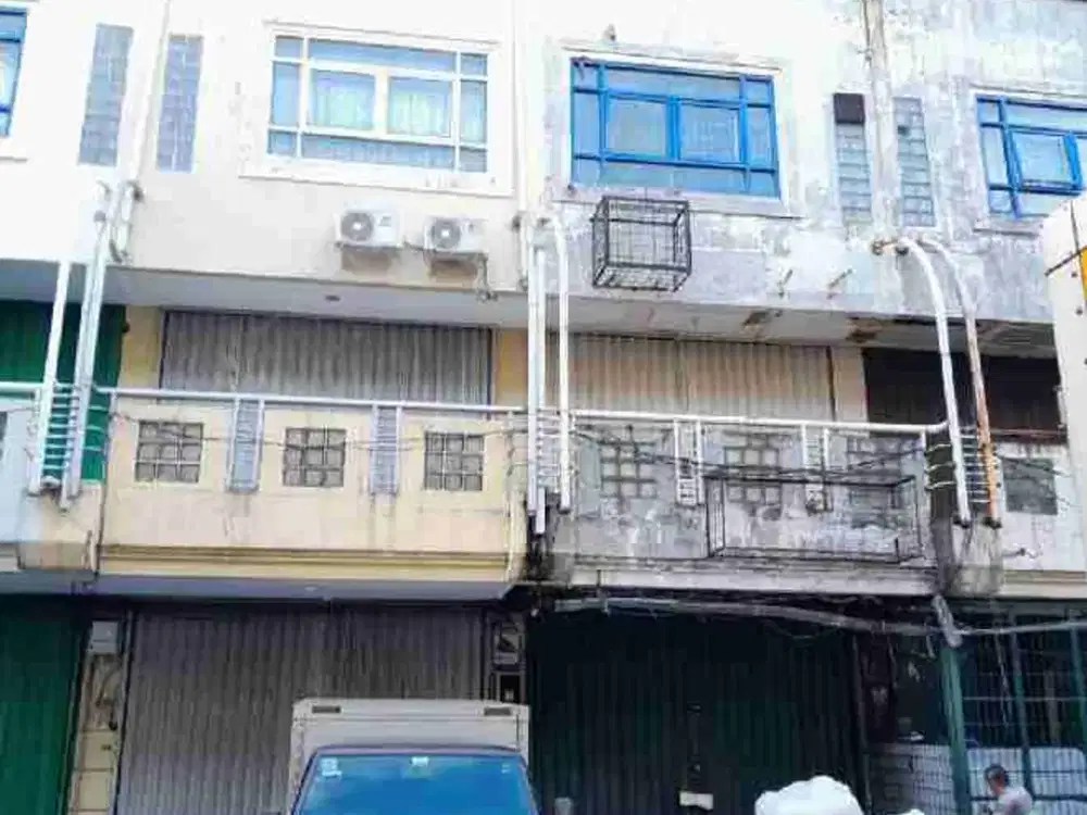 DIKONTRAKKAN RUKO MANGGA DUA RAYA