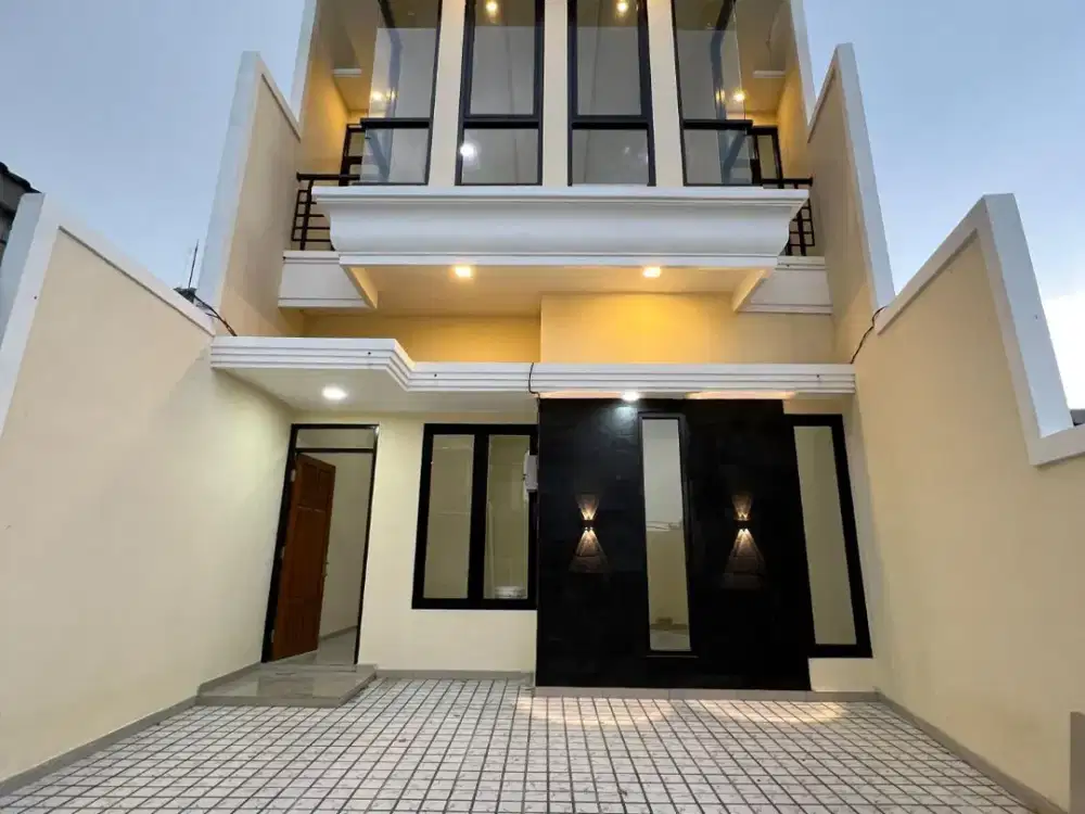 Rumah Baru Modern Perumahan Greenlake Wonorejo Rungkut Surabaya Timur