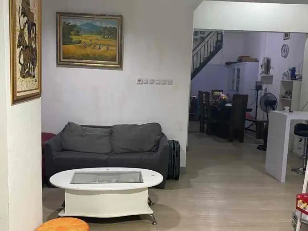 Dijual Turun Harga Rumah di Banjar Wijaya