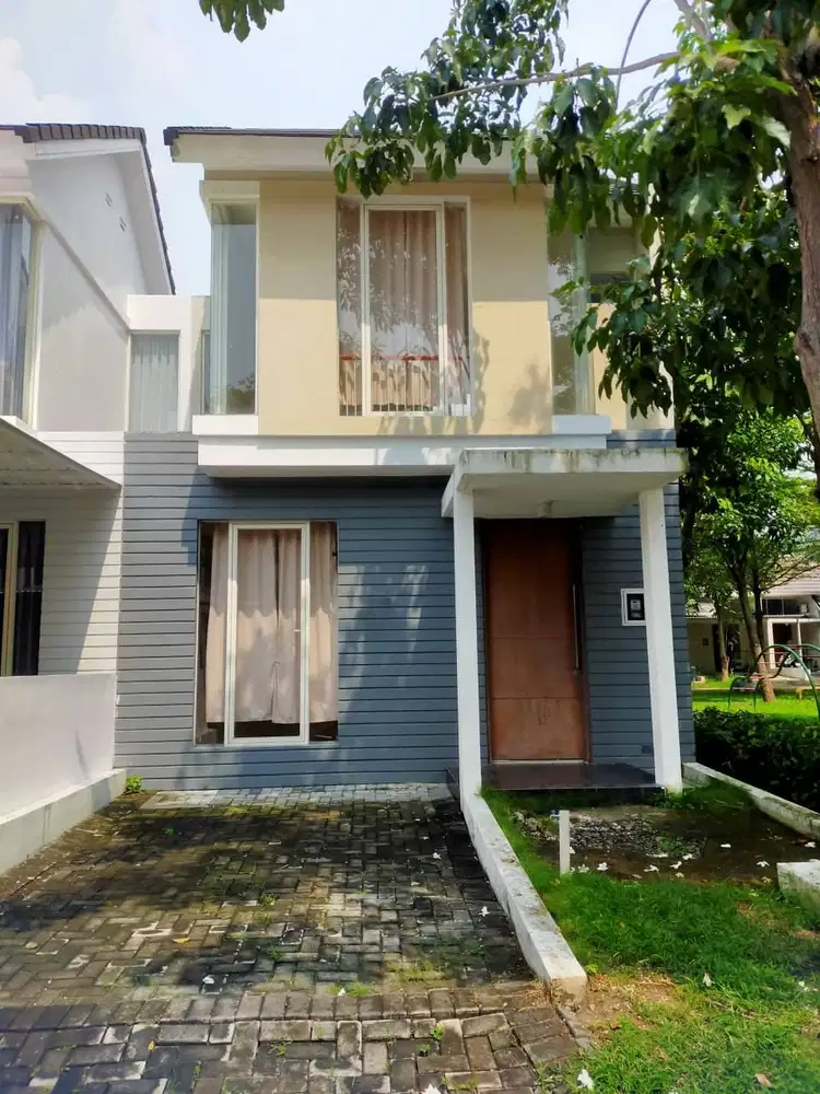 Rumah dijual berlokasi di North West Park (FF) rumah 2 lantai