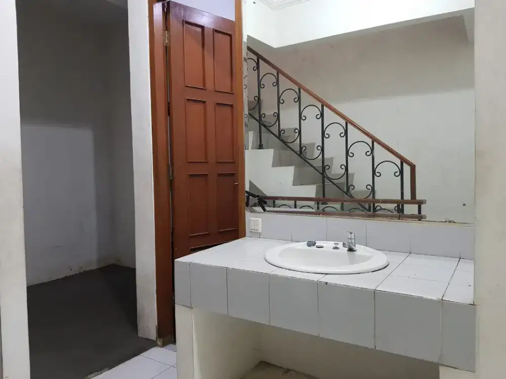 Ruko Hibrida Kelapa Gading Jakarta Utara