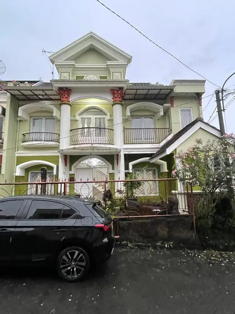 Dijual Cepat Villa 2 Lantai