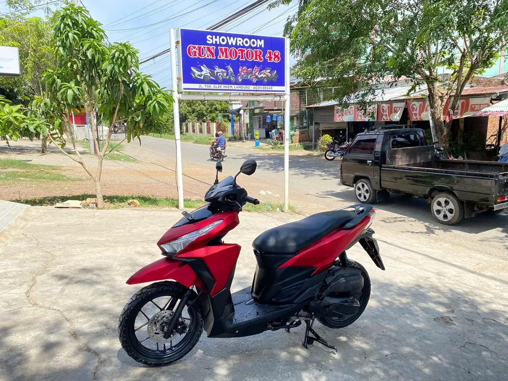 Di jual honda vario  tahun 2015