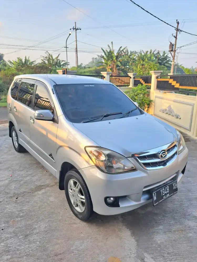 XENIA XI DELUXE 2011