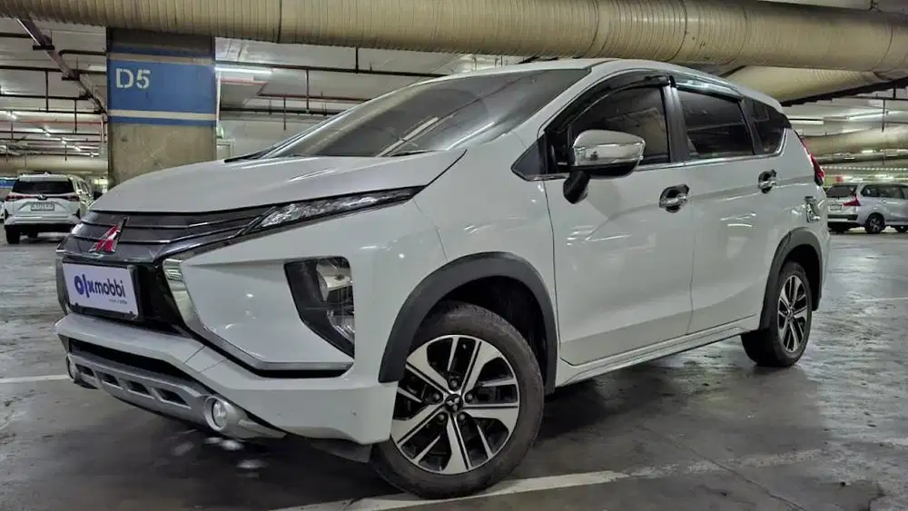 DP MURAH - Mitsubishi Xpander 1.5 Ultimate Bensin-AT 2018