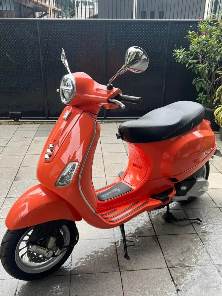 Vespa LX 125 2021