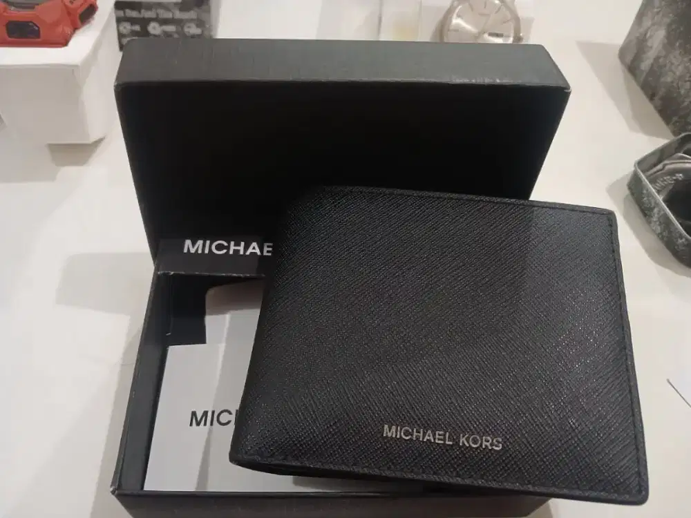 Dompet Michael Kors pria