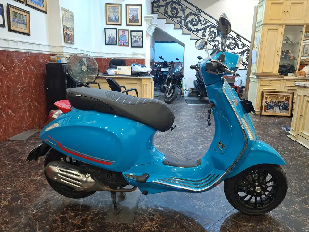 HUB IMA DP RINGAN , VESPA SPRINT 150 ABS 2022 ~ LIKE NEW KM LOW