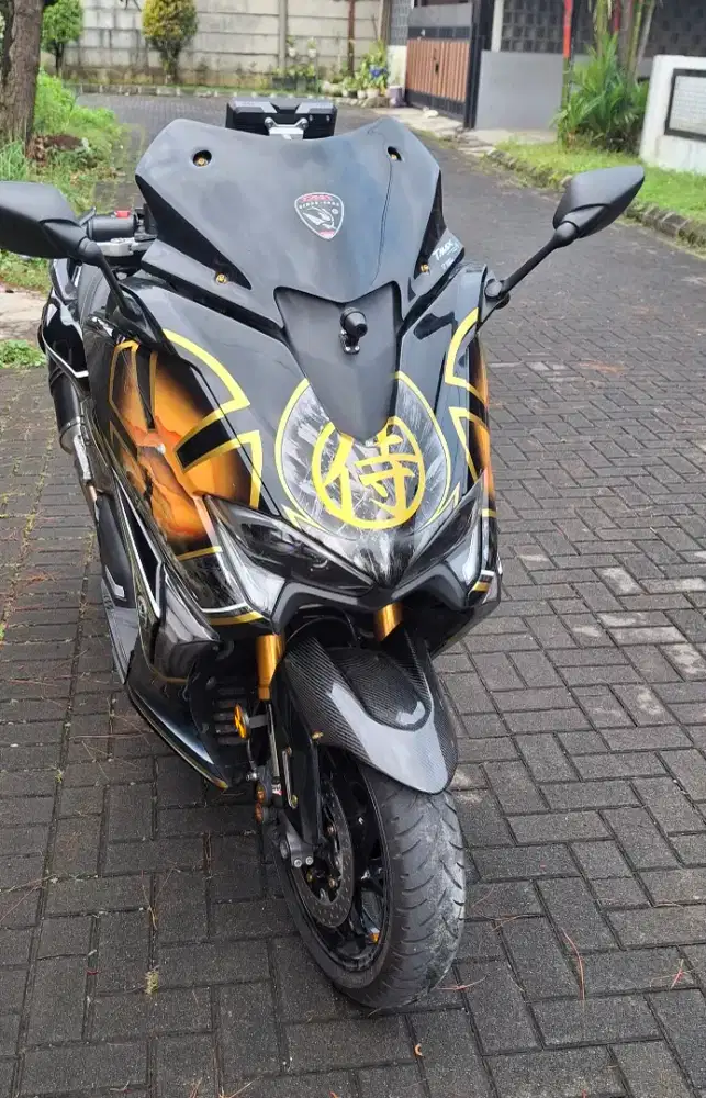 Yamaha TMAX DX Full paper