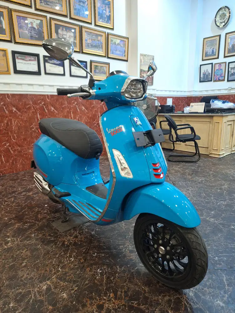 HUB IMA DP RINGAN , VESPA SPRINT 150 ABS 2022 ~ LIKE NEW KM LOW