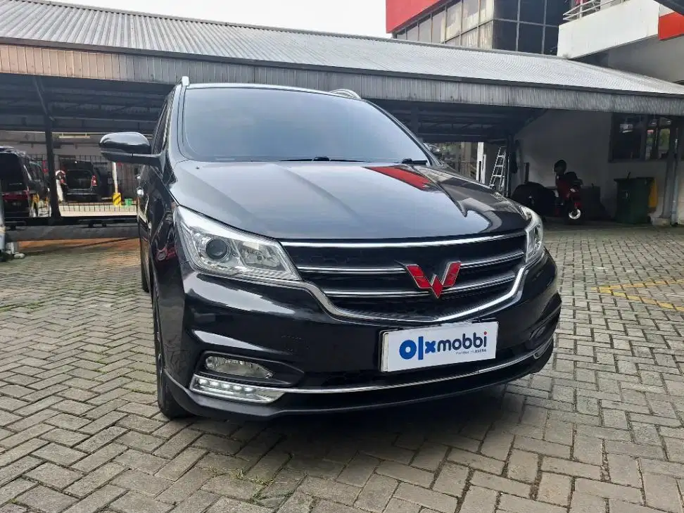 DP MURAH Wuling Cortez 1.8 C Bensin-AT 2018 CVOEB