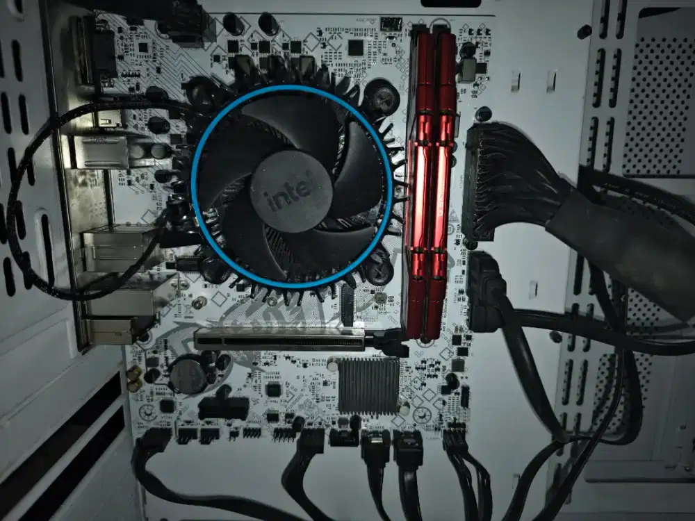 Paketan intel core i3 14100f colorful h610m wifi