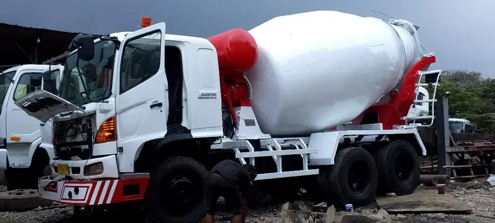 Unit mixer 7 kubik 2013