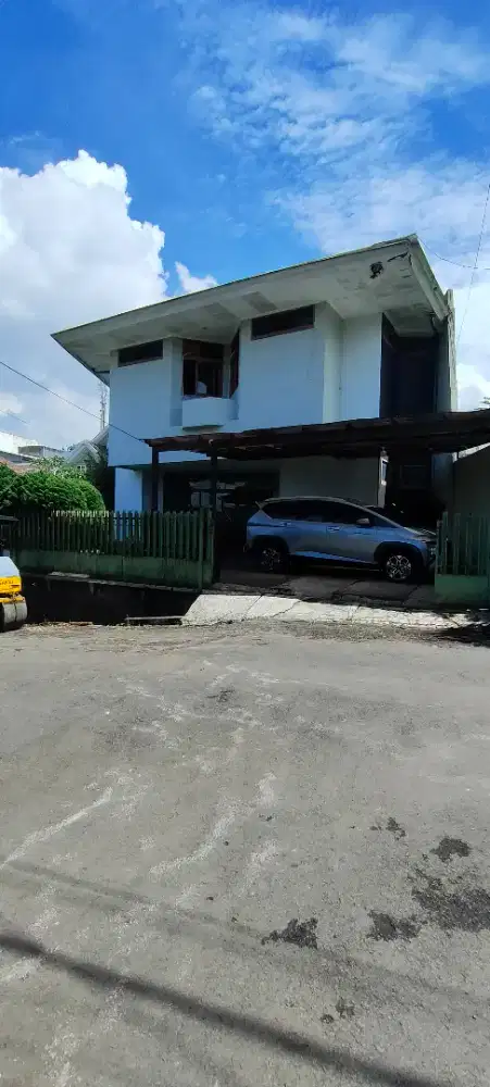 Rumah Terawat Di Budi Sari Setiabudi Harga Miring