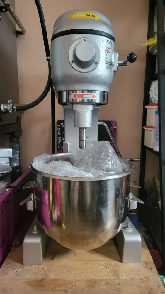 Mixer First Bake 20 Liter Like New