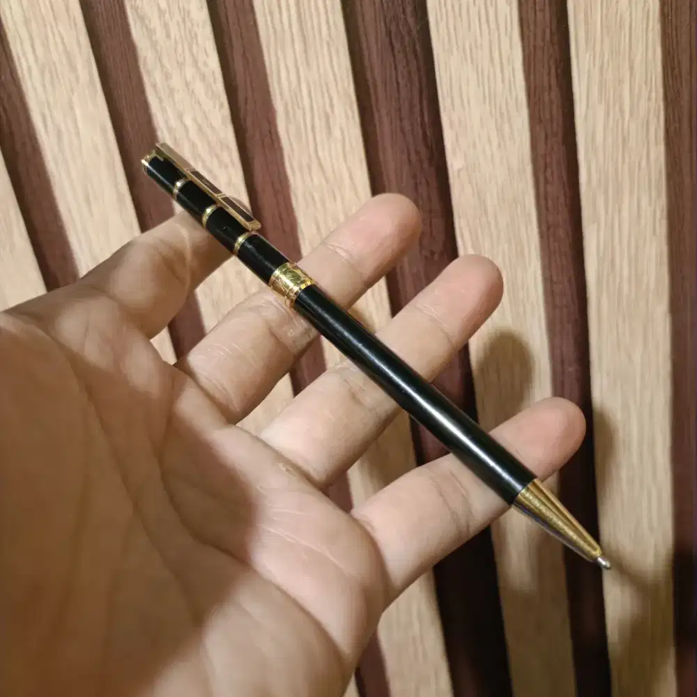 ballpoint ysl authentic