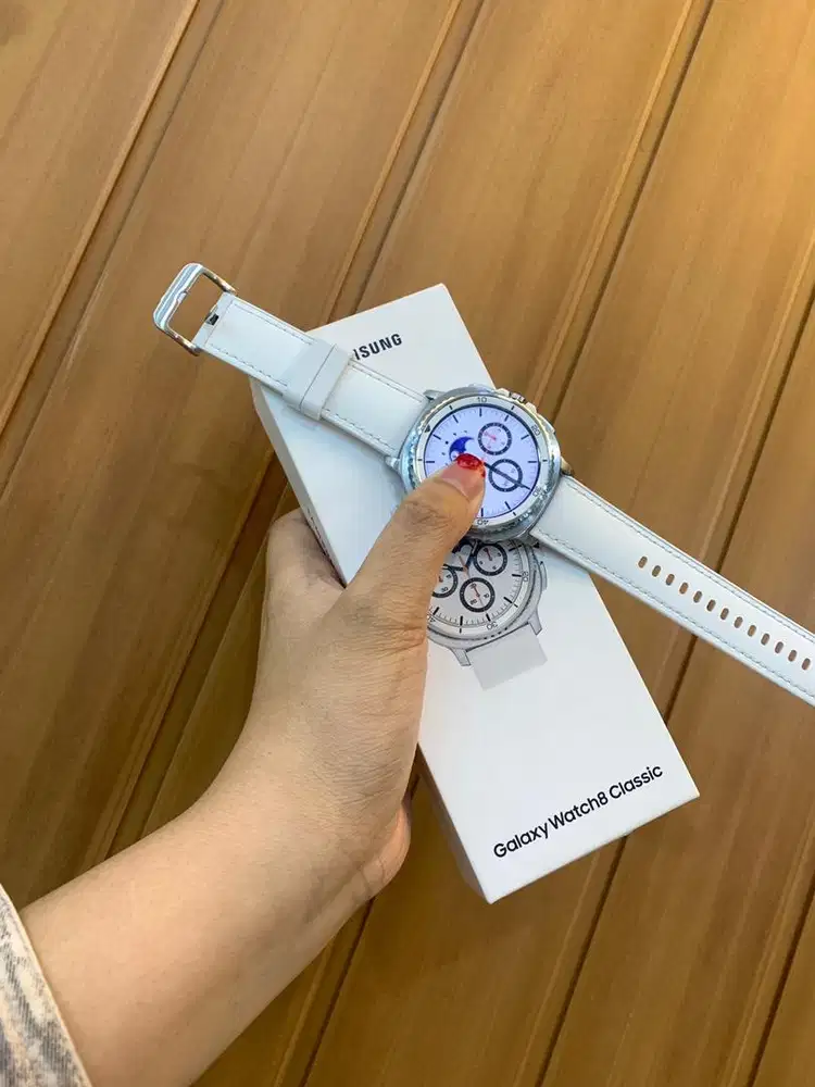 Galaxy  Watch 8 classic  46 MM   Super like new Mulus  Open BOX