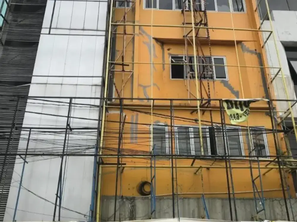 RUKO DI BAWAH NJOP DI ROXY MAS