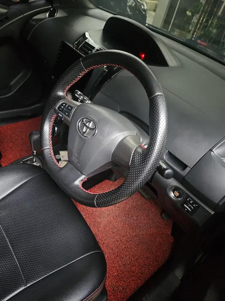 Toyota Yaris 2012 Bensin