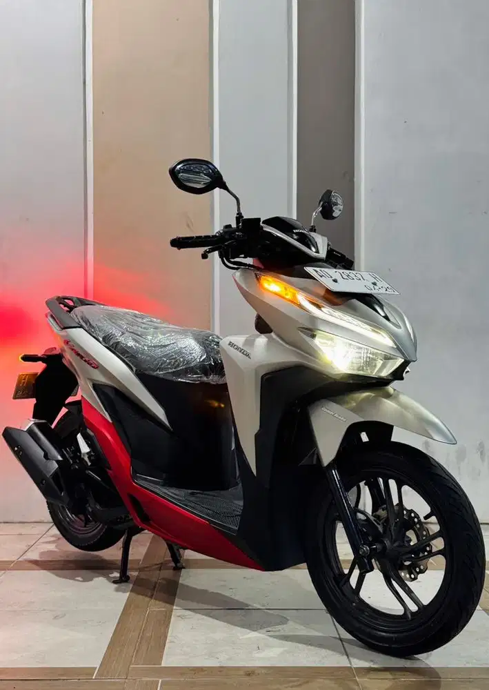 NEW VARIO 150 LED KEYLESS CBS ISS