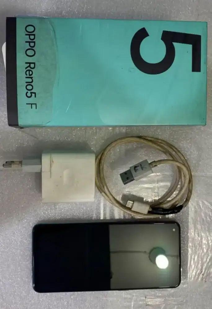 Oppo reno 5f 8/128 siap pakai