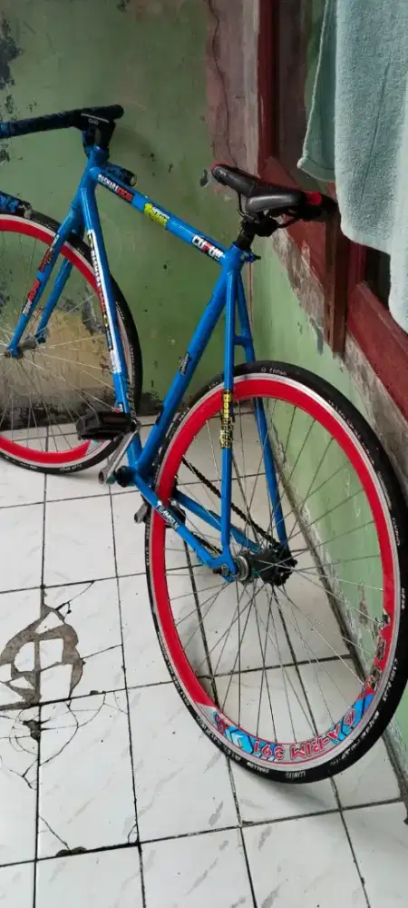 Jual sepeda fikxie second
