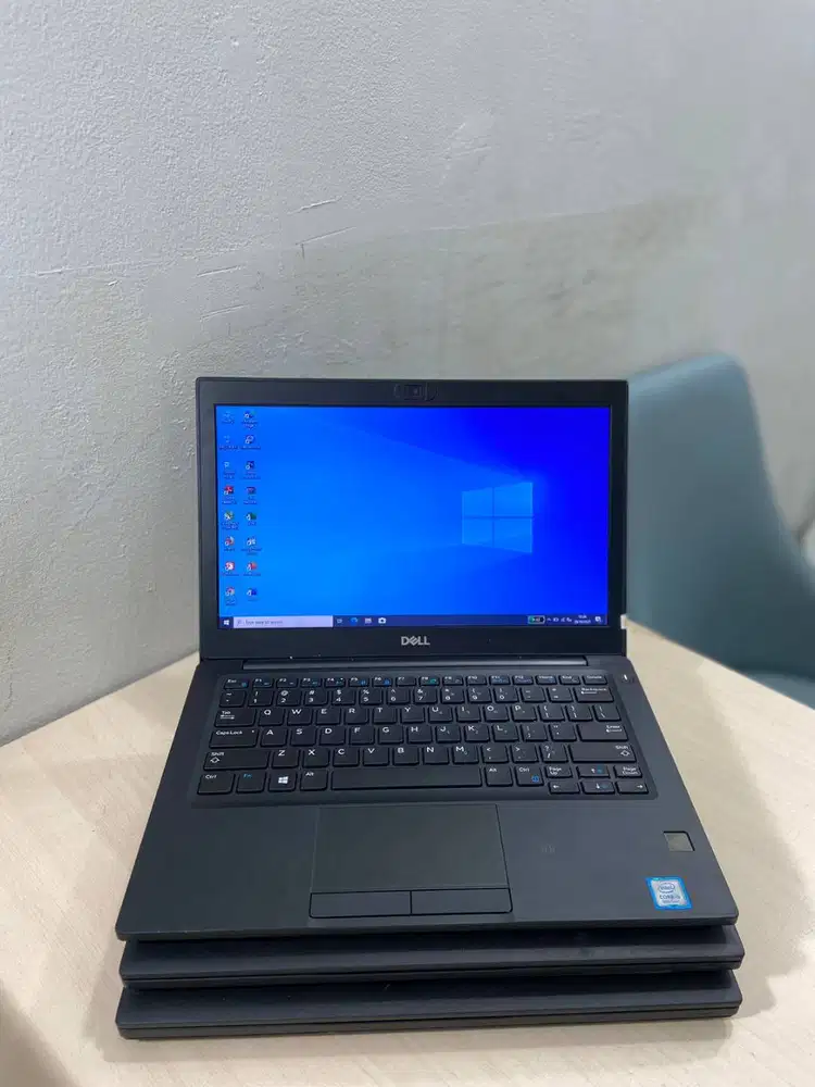 Laptop tipis DELL 7290 i5 GEN 8 RAM 8GB /256 GB kuliah kerja 2nd EC