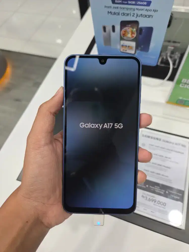 Galaxy A17 5G 8+8/256GB New Garansi Resmi