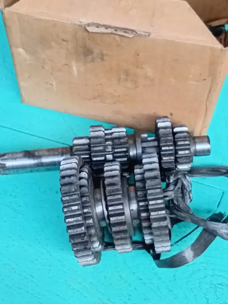 1 set Gigi rasio RX king. & blok selinder RX King. Original Japan.