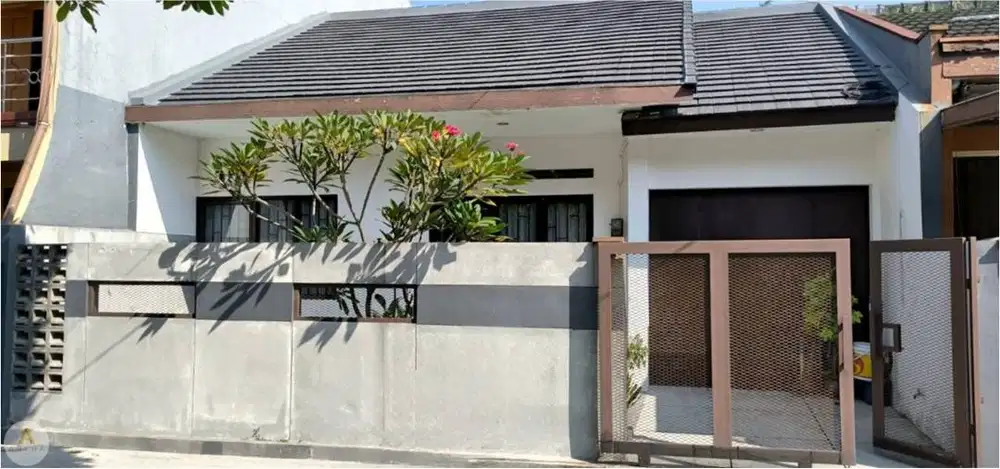rumah di TKI kopo indah 1 lantai bagus dan siap huni