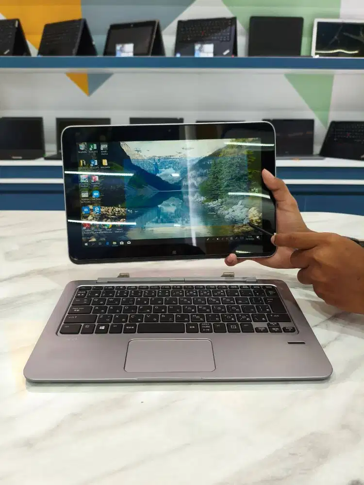 [H09] Laptop 2in 1 flip touchscreen 8GB SSD 12inch Siap Cod