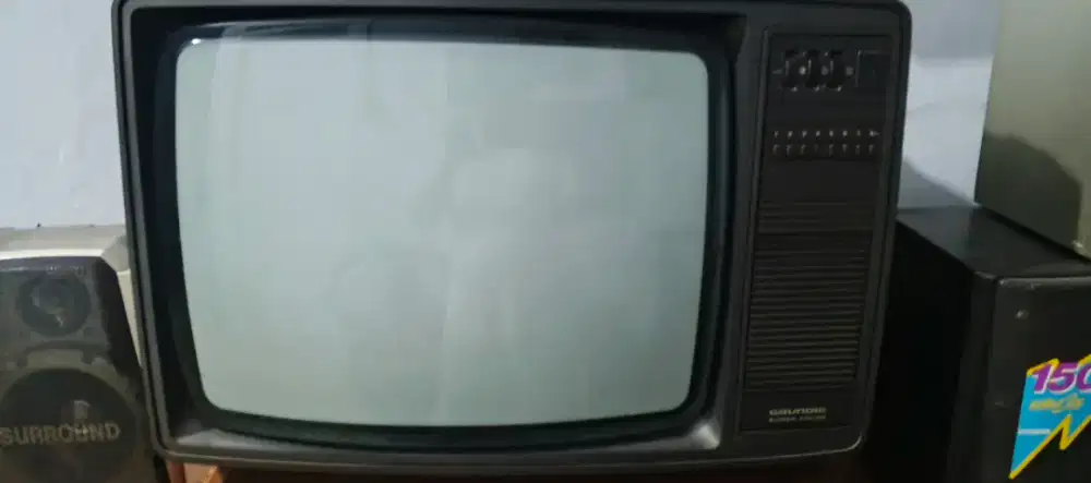 TV jadul grundig super color