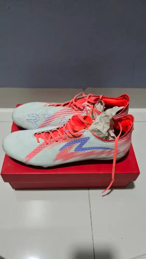 Sepatu Bola Second Bekas Specs Ukuran 44 Original