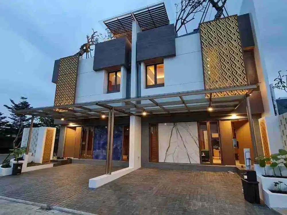 RUMAH EXCLUSIVE DALAM CLUSTER ONE GATE SYTEM, AKSES TOL TO TOL