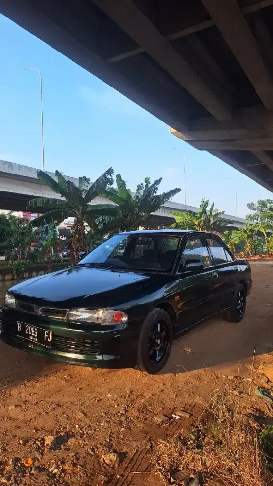 LANCER GLXI 1995
