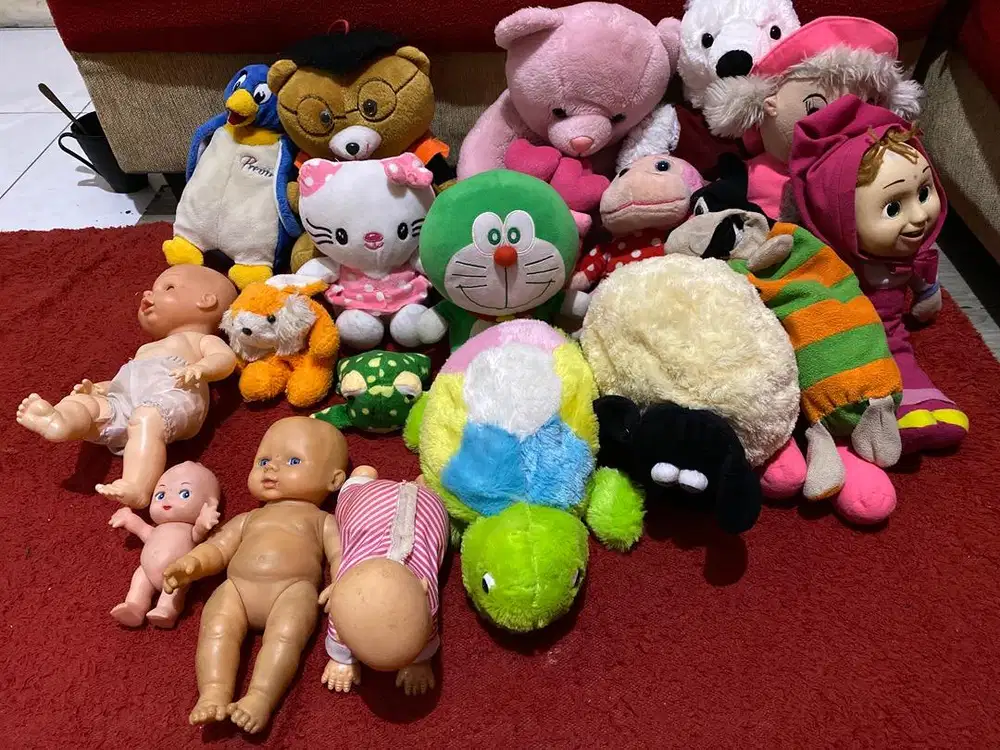 Jual boneka masih sangat bagus