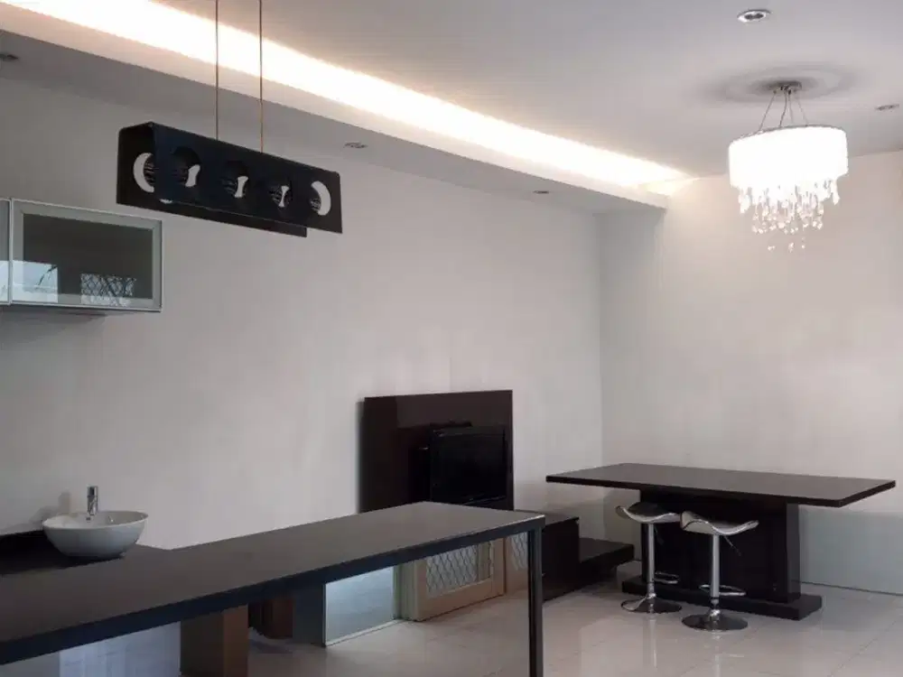 Lokasi Terdepan Dekat Clubhouse Dian Istana Moca Park Avenue Jalan Depan Lebar