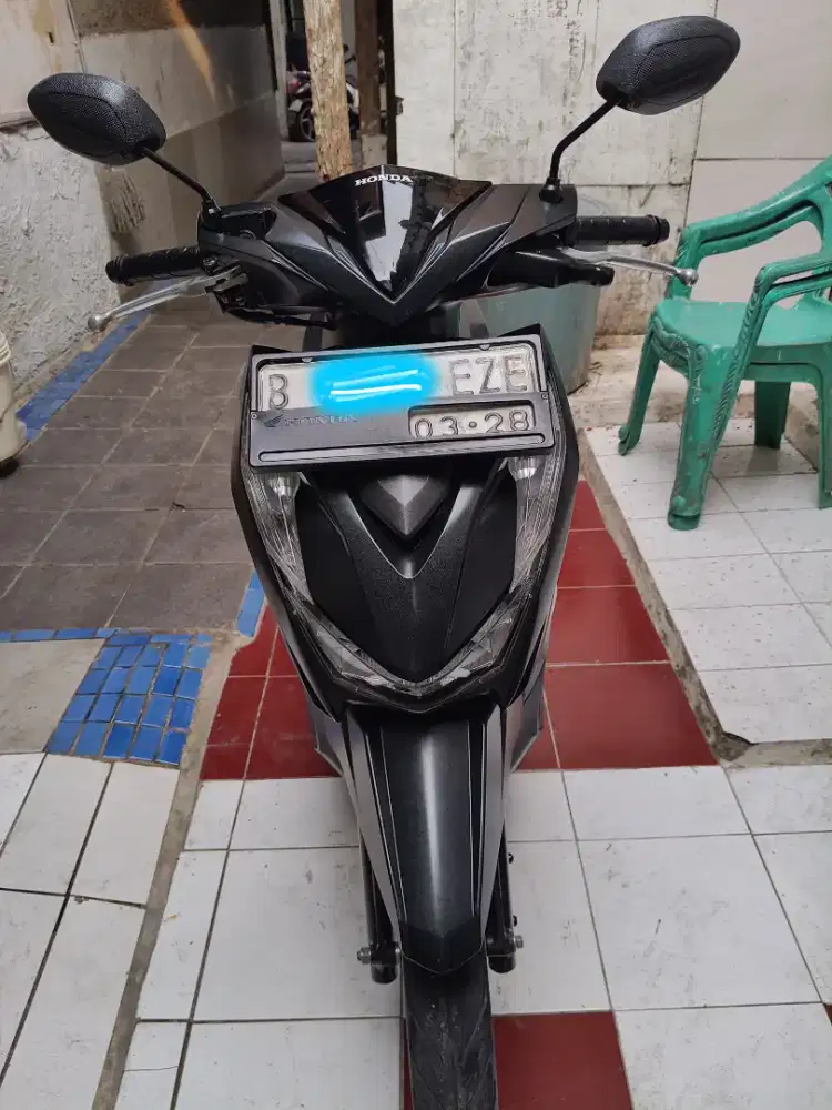 HONDA BEAT DELUXE CBS ISS 2023 BLACK MATTE