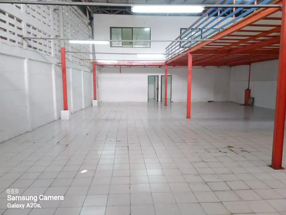 Gudang Bagus 1000m2 Cipondoh Tangerang