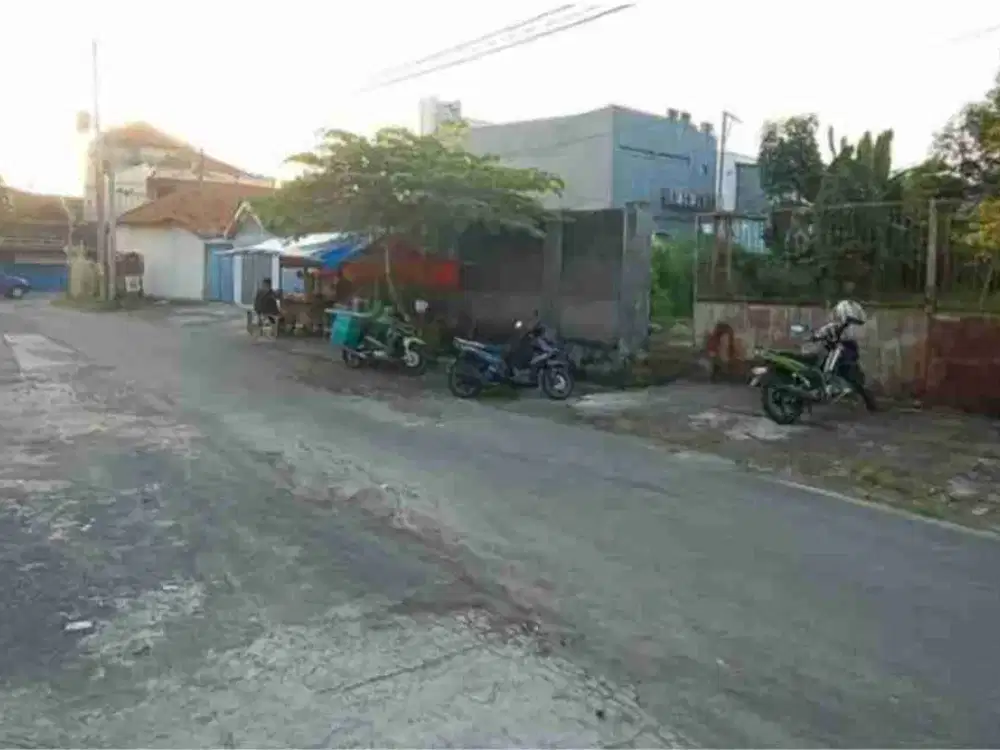 Dijual Tanah Super Strategis Pekarangan Mojosongo,Solo  Luas 723m2