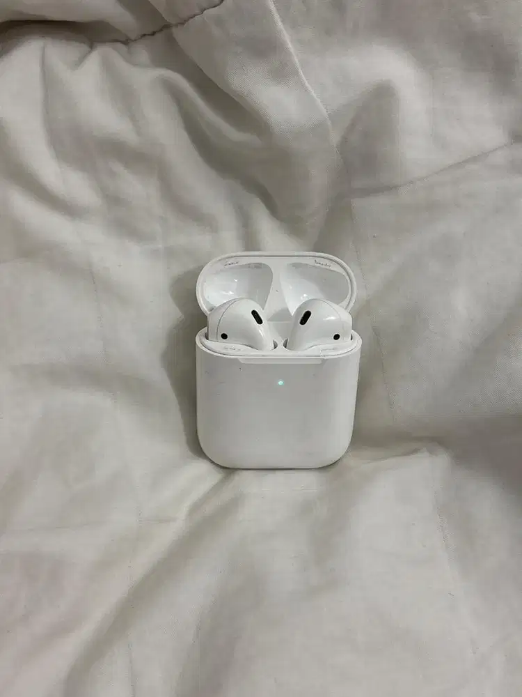Airpods Apple Gen 2 NEGO Preloved Original 100%