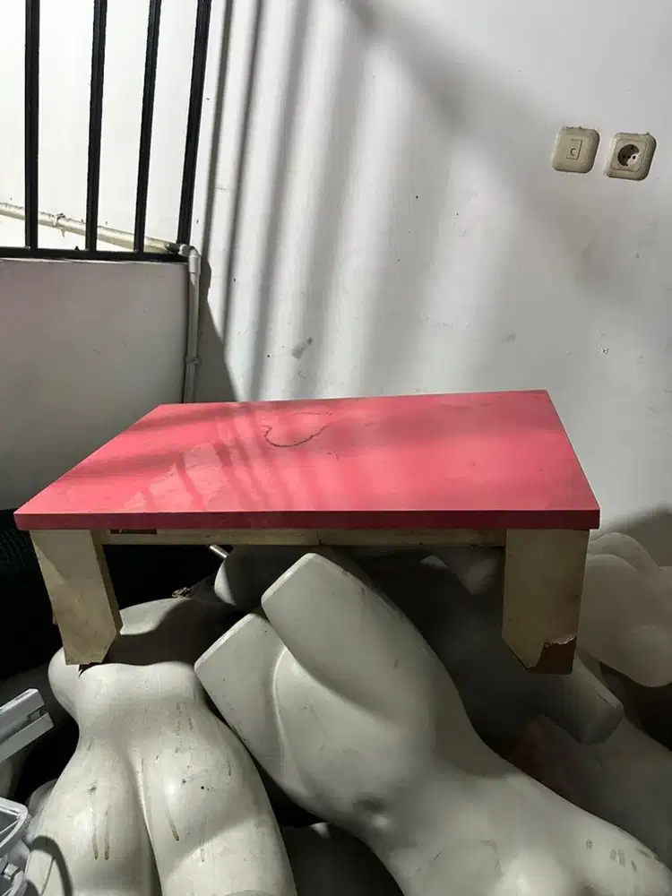 dijual cepat meja lesehan meja pink meja serbaguna