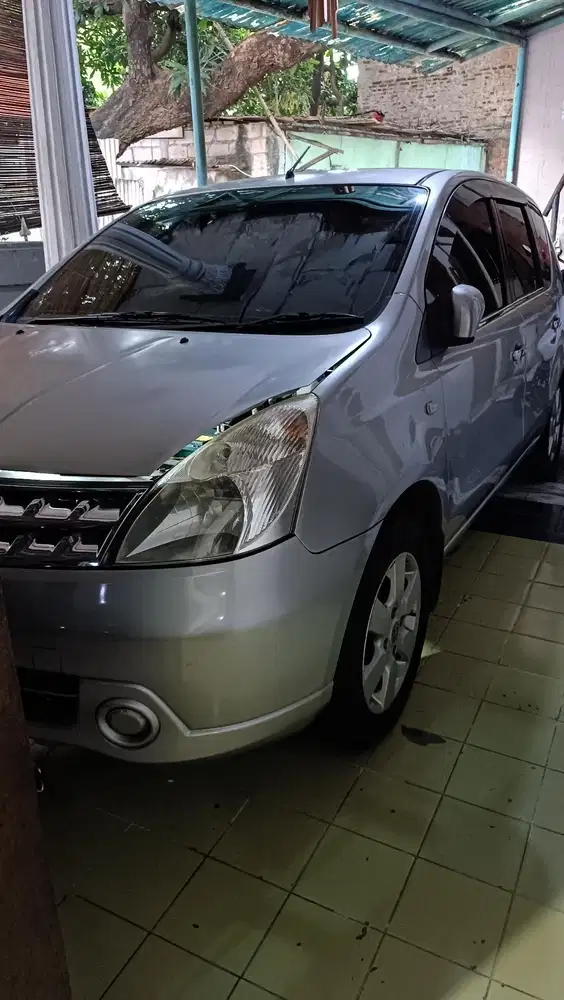 Nissan Livina 2009 Bensin