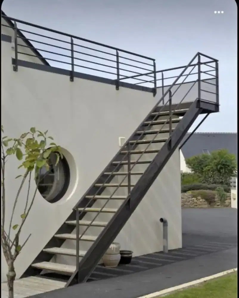 Railing tangga minimalis