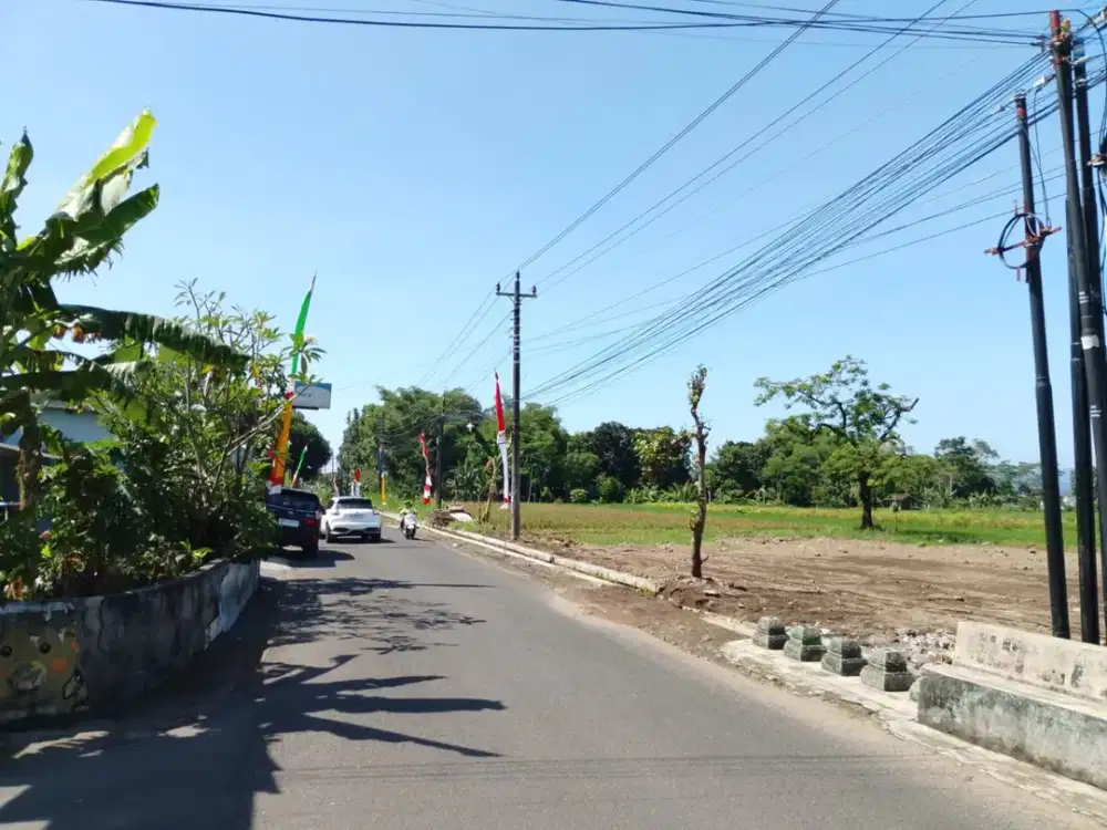 Tepi Jl. Raya Sambiroto, Purwomartani, Menit Pamella 7 Supermarket